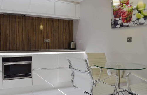 Norton Sub Hamdon Cottage | Hollies Cottage 10- UKC4536