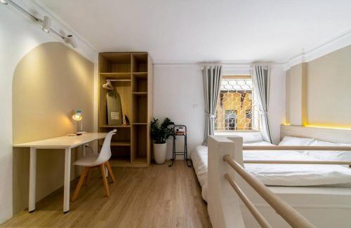 Hang Bo Apartment | Holly HideAway-Cozy Nest -Balcony- City Center