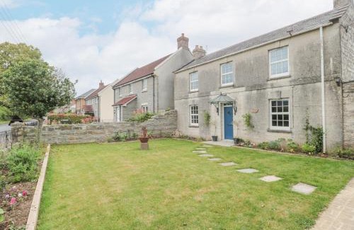 Langport House | Holly Lodge