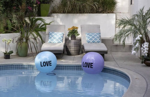 Hollywood Dell Apartment | Hollywood Tropical Private Pool & Spa -Best Location Double Guest Quarters