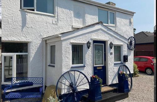 Birkenhead House | Holm On The Lane