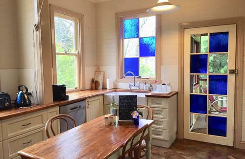Leura House | Holmcroft & Pixie Character Retreat Sth Leura-10 mins Walk Leura/Quiet St