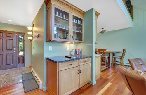East Jordan House | Holy Island Getaway