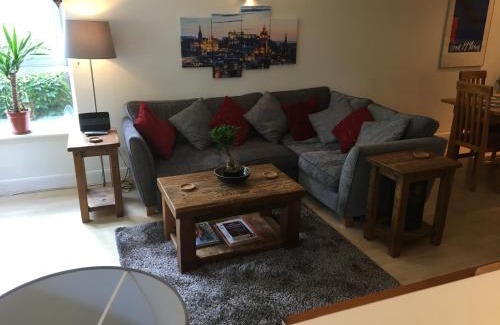 Gifford Apartment | Holyrood Park Apartment