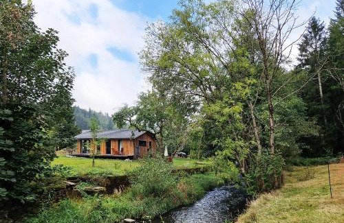 Judenbach House | Holzhaus mit Kamin - Am Forellenfluss