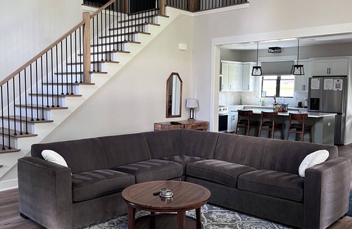 East Troy House | Home across the street from Lake Beulah in East Troy, WI. Boat rental available