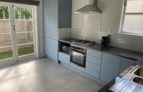Palmerston North House | Home Away From Home on Phoenix
