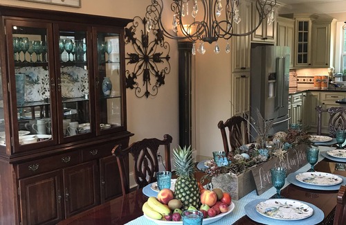 Goodlettsville House | Home Away from Home King Suite