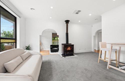 Braybrook House | Home Away From Home