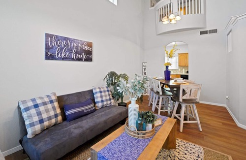 Biggs Field House | Home Away From Home/ Sleeps 11