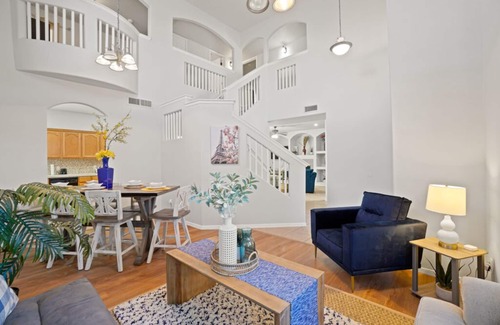 Biggs Field House | Home Away From Home/ Sleeps 11