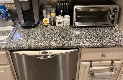 Middletown House | Home away from home Hot Tub and Pool in Middletown home of Wesleyan university