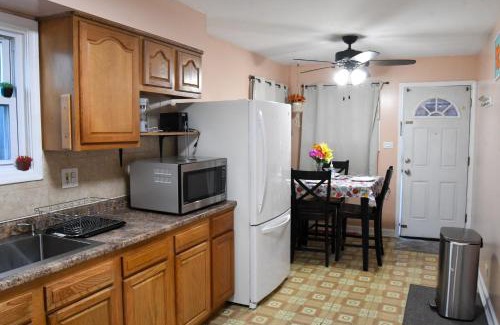 Skokie House | Home Away From Home