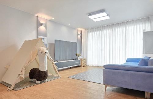Okpo-dong Resort | Home Fourest Resort Geoje
