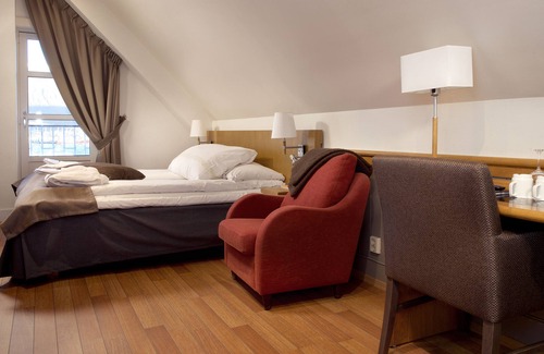 Tromso Hotel | Home Hotel With - Dinner included