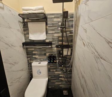 Lucban House | Home in Urban Ayuti 5 min to Lucban Town Proper