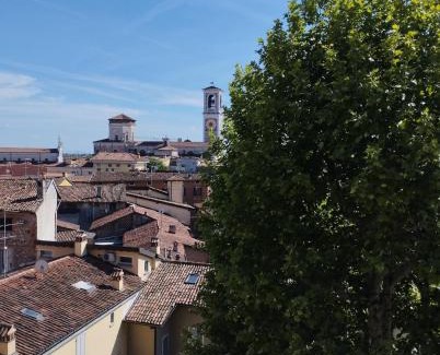 Chiari Apartment | Home La Torre next the station