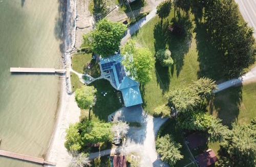 Leeds and the Thousand Islands House | Home of Thousand Islands