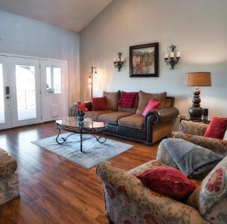 Salado House | Home On the Green