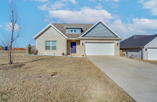 Bentonville House | Home on the Hill 8 Mi to Bentonville City Square