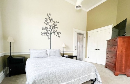 Bayfield Condo | Home Room at the Schoolhouse