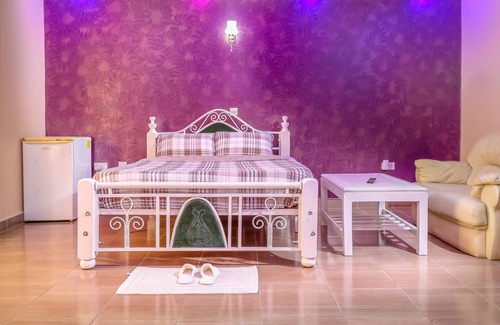 Nairobi House | Home stay in a beautiful and serene environment