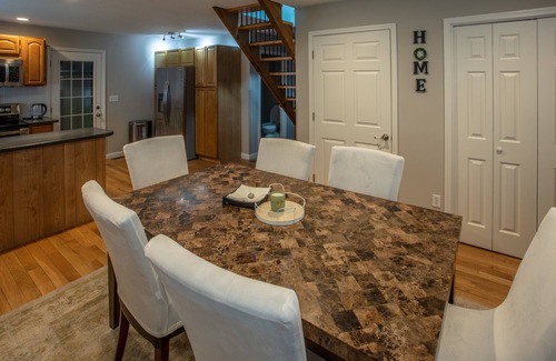 Doling House | Home Stays SGF/near Ozark Empire Fairgrounds