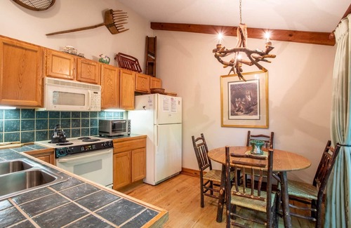 Boone Cottage | Home with Club Amenities