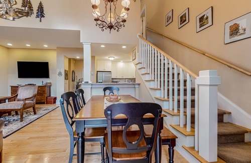 Proctorsville House | Home with private apartment, patio, fireplace, on-site pool, gym & tennis access