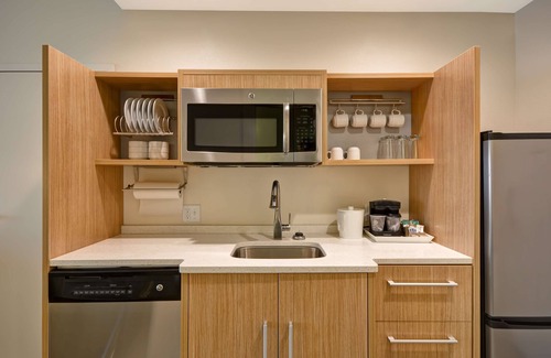 Old East Dallas Hotel | Home2 Suites by Hilton Dallas Downtown at Baylor Scott & White