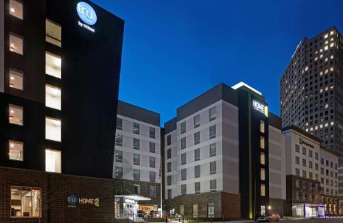 East Town Hotel | Home2 Suites By Hilton Milwaukee Downtown
