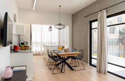 Old North Apartment | Homebase on the seaside ! JABOTINSKY/HILTON
