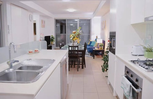 Homebush Apartment | Homebush Lovely 2Br Apartment + Parking