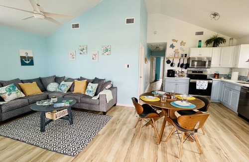 Surfside Beach House | Homelike beach house