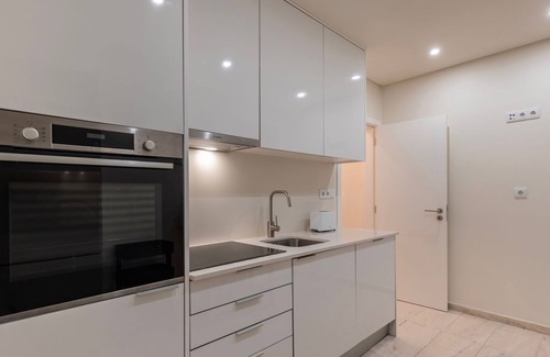 Santa Isabel Apartment | Homely 2BDR Apartment w/Terrace by LovelyStay