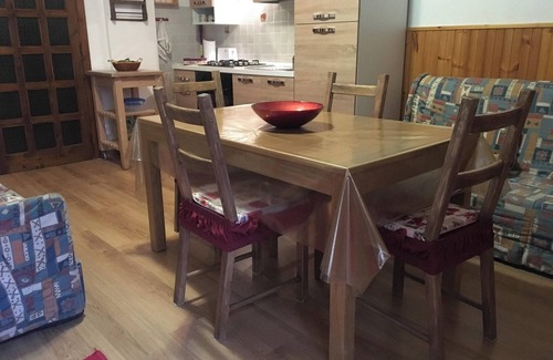Roccaraso Apartment | Homerez - 1-Bedroom Mountain View Apartment