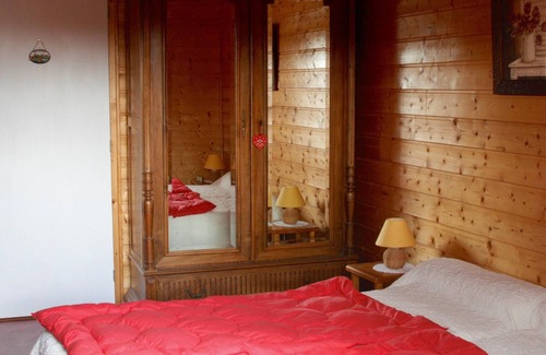 Verrieres-en-Forez House | Homerez - Amazing house for 4 ppl. with garden at Verrières-en-Forez