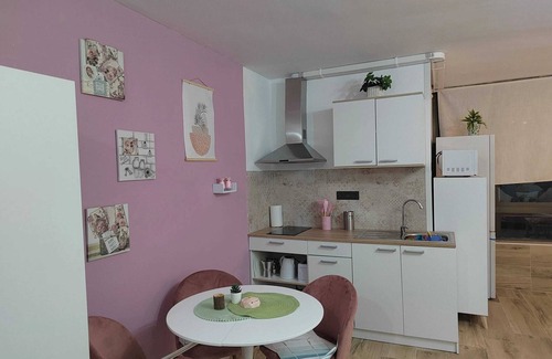 Fuengirola City Centre Apartment | Homerez - Apartment, Fuengirola, sea view