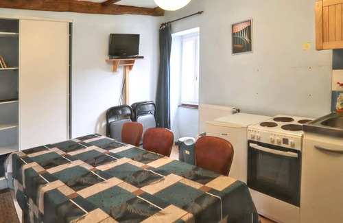 Tournemire Apartment | Homerez - Apartment in Tournemire