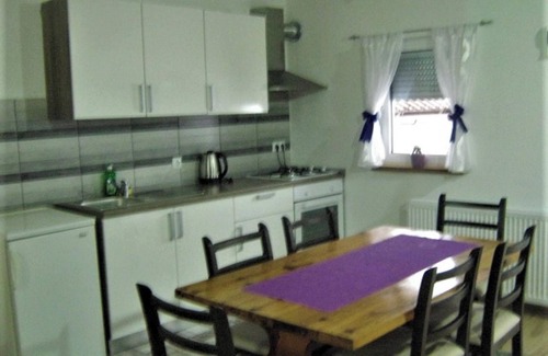 Rakovica Apartment | Homerez - Apartment in Rakovica