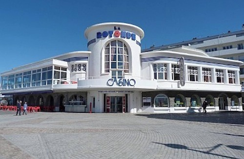 Planguenoual Apartment | Homerez - Apartment Lamballe, sea view