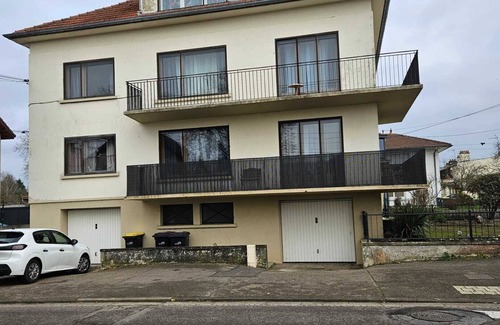 Magny Apartment | Homerez - Apartment with Balcony in Metz