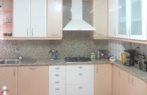 Cambre Apartment | Homerez - Appartement 5 km away from the beach for 4 ppl. with balcony at Cambre