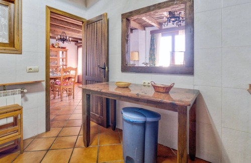Puebla de Don Rodrigo Villa | Homerez - Big villa for 12 ppl. with swimming-pool at Puebla de Don Rodrigo