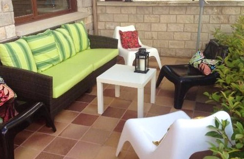 Quintanilla del Agua y Tordueles House | Homerez - Big house for 10 ppl. with terrace at Quintanilla del Agua