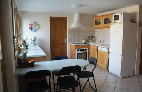 Denee House | Homerez - Charming Family House in Denée with Garden and Leisure