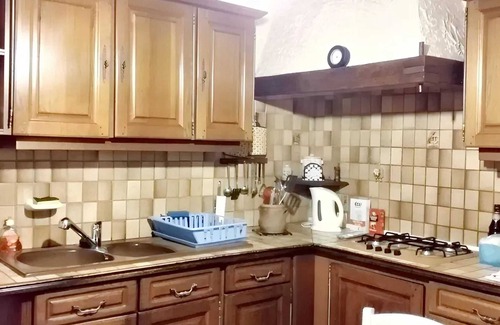 Pousseaux House | Homerez - Charming House in Pousseaux with Large Garden