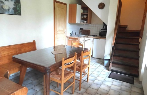 Chirens House | Homerez - Charming House in Chirens with Enclosed Garden