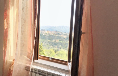 Barga Villa | Homerez - Charming villa in Barga with enclosed garden and fireplace