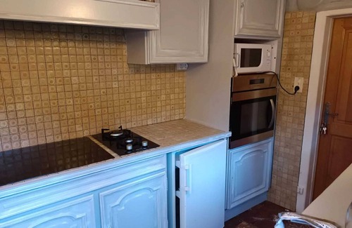 Maletable House | Homerez - Comfortable House with Garden - Longny les Villages